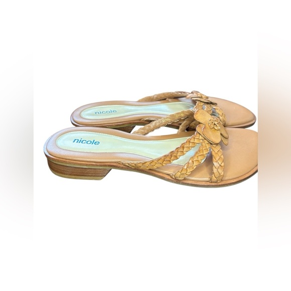 Nicole Cool Brown Leather Floral Braid Strap Sandals Slides Size 8.5 Flats - Picture 3 of 5